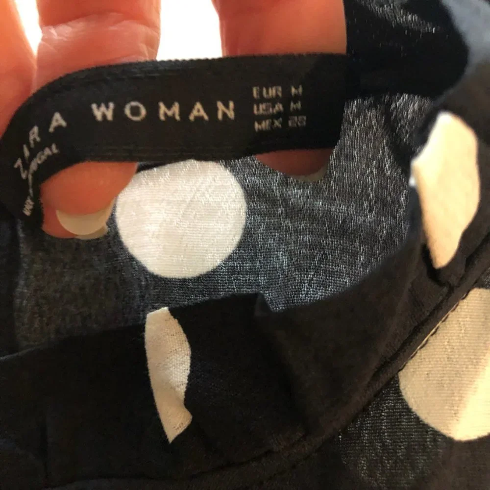 Zara NWOT Black White Polka Dot Viscose Top M